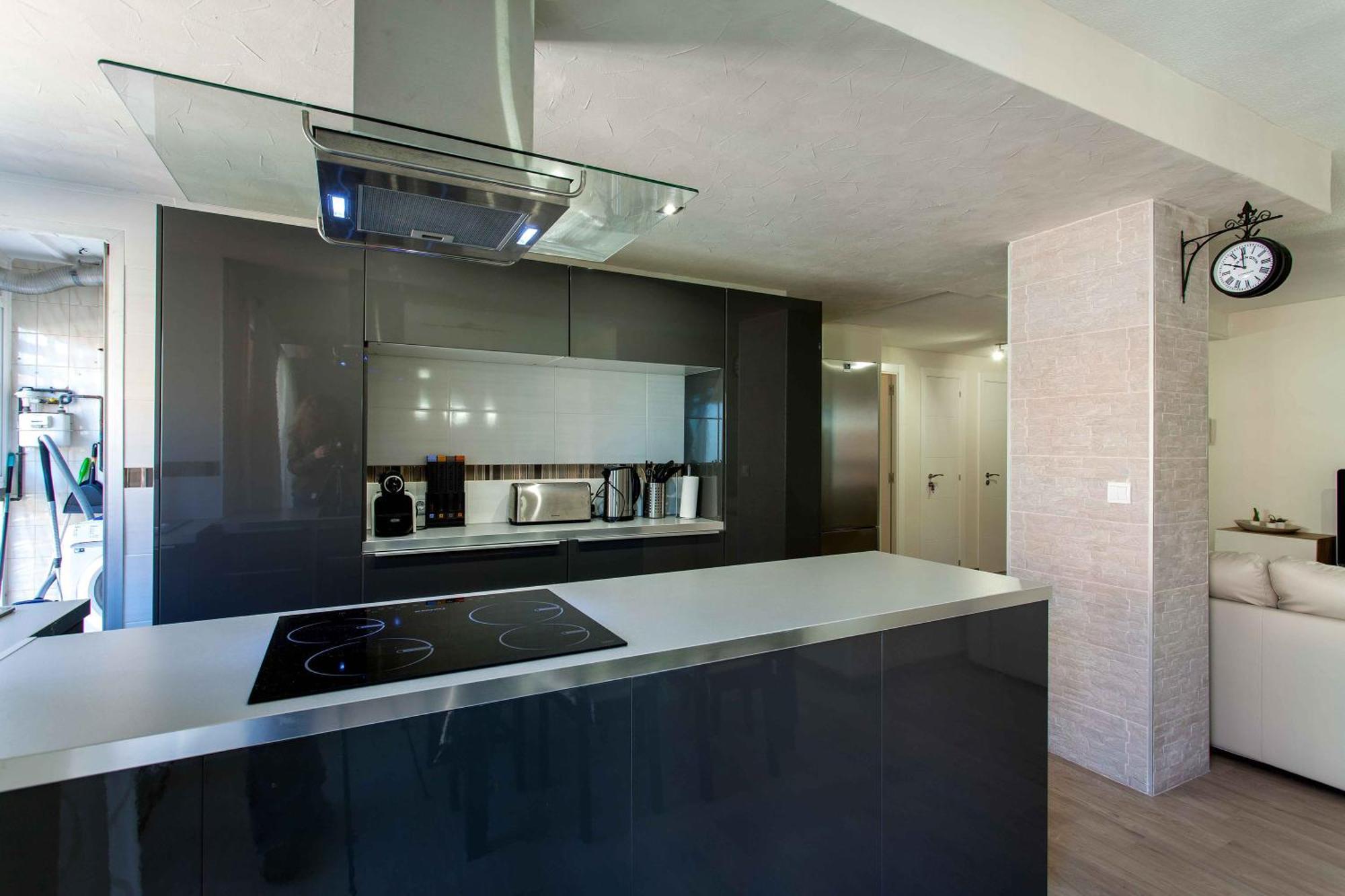 Apartment Malvarrosa Beach Cavite 瓦伦西亚 外观 照片