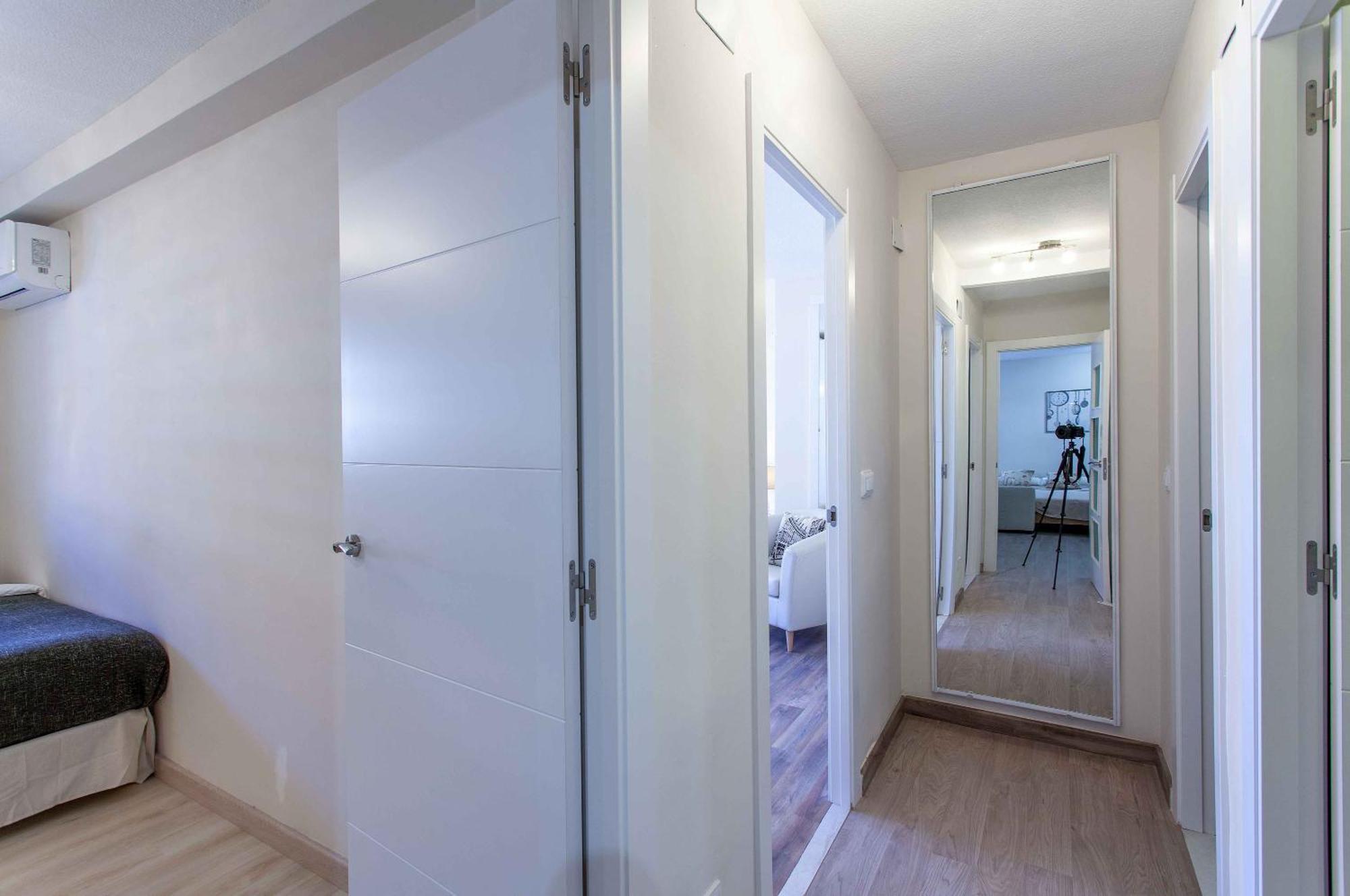 Apartment Malvarrosa Beach Cavite 瓦伦西亚 外观 照片