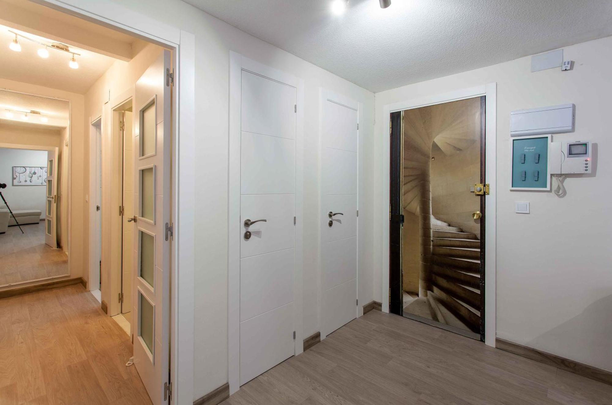 Apartment Malvarrosa Beach Cavite 瓦伦西亚 外观 照片